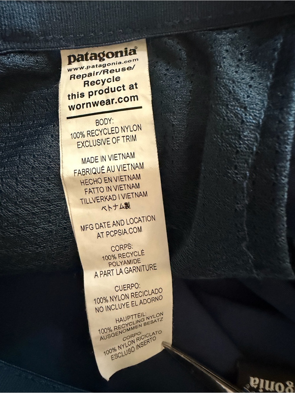 Patagonia Women’s Navy Lightweight Active Shorts Medium - Picture 4 of 10